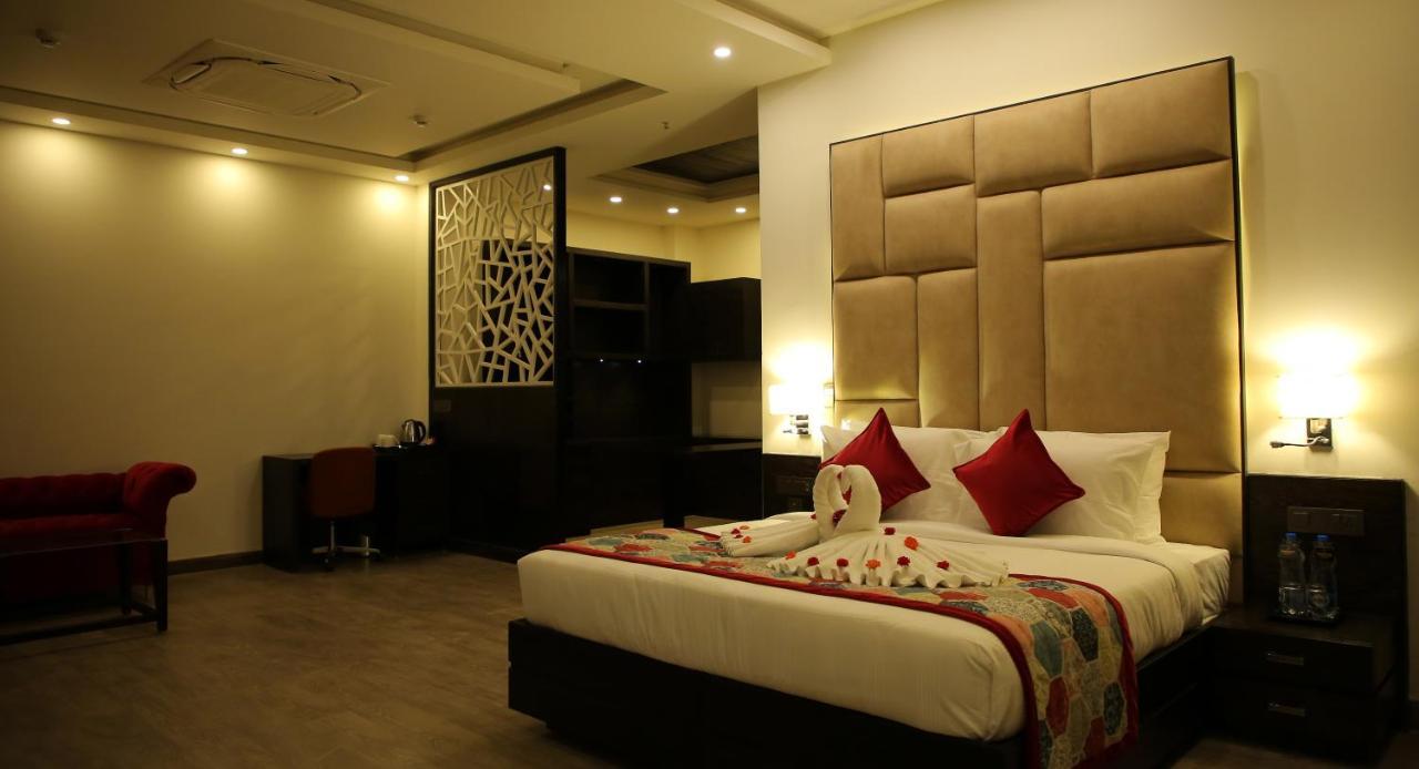 Hotel Rosetum Kasauli Zewnętrze zdjęcie