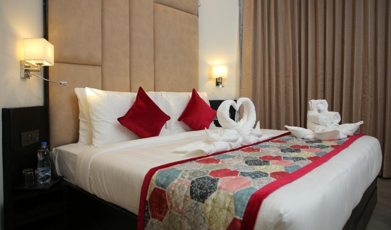 Hotel Rosetum Kasauli Zewnętrze zdjęcie