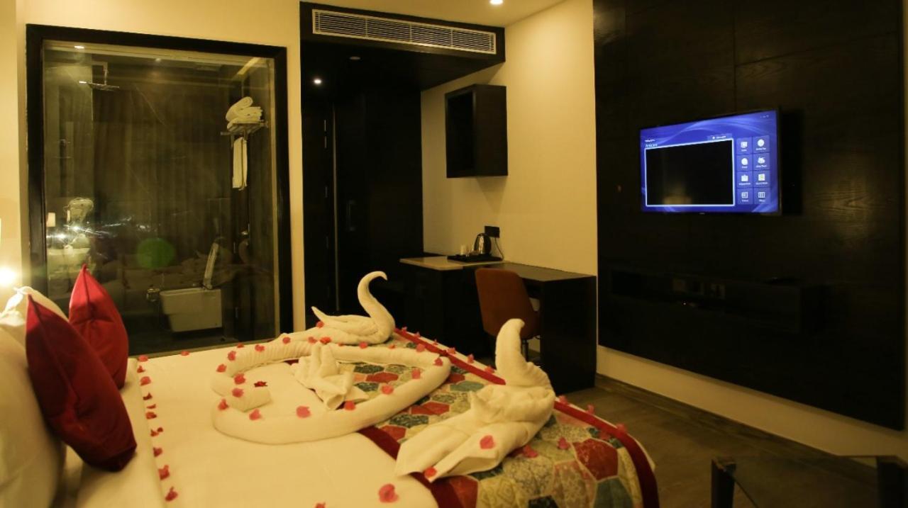 Hotel Rosetum Kasauli Zewnętrze zdjęcie