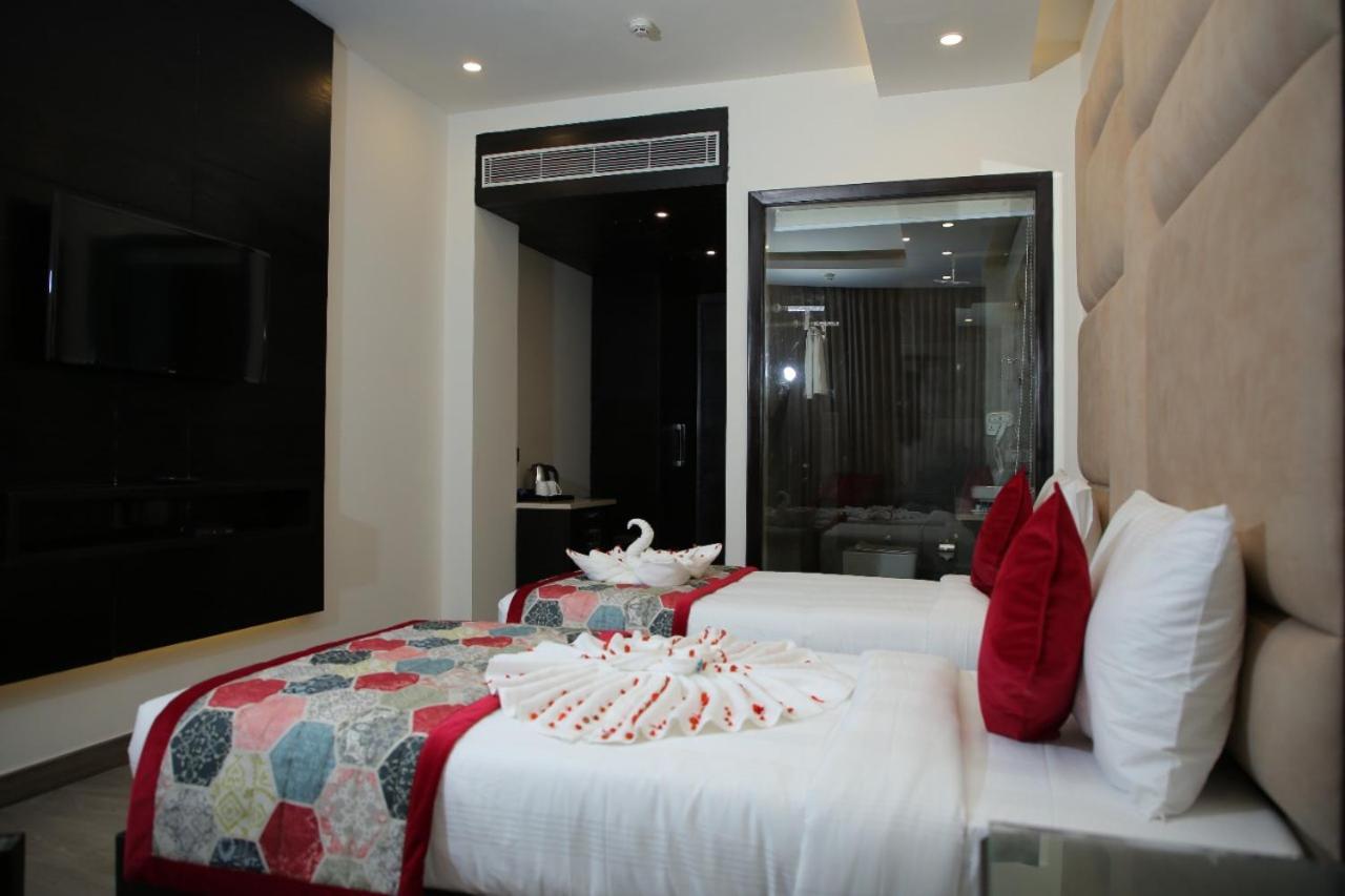 Hotel Rosetum Kasauli Zewnętrze zdjęcie