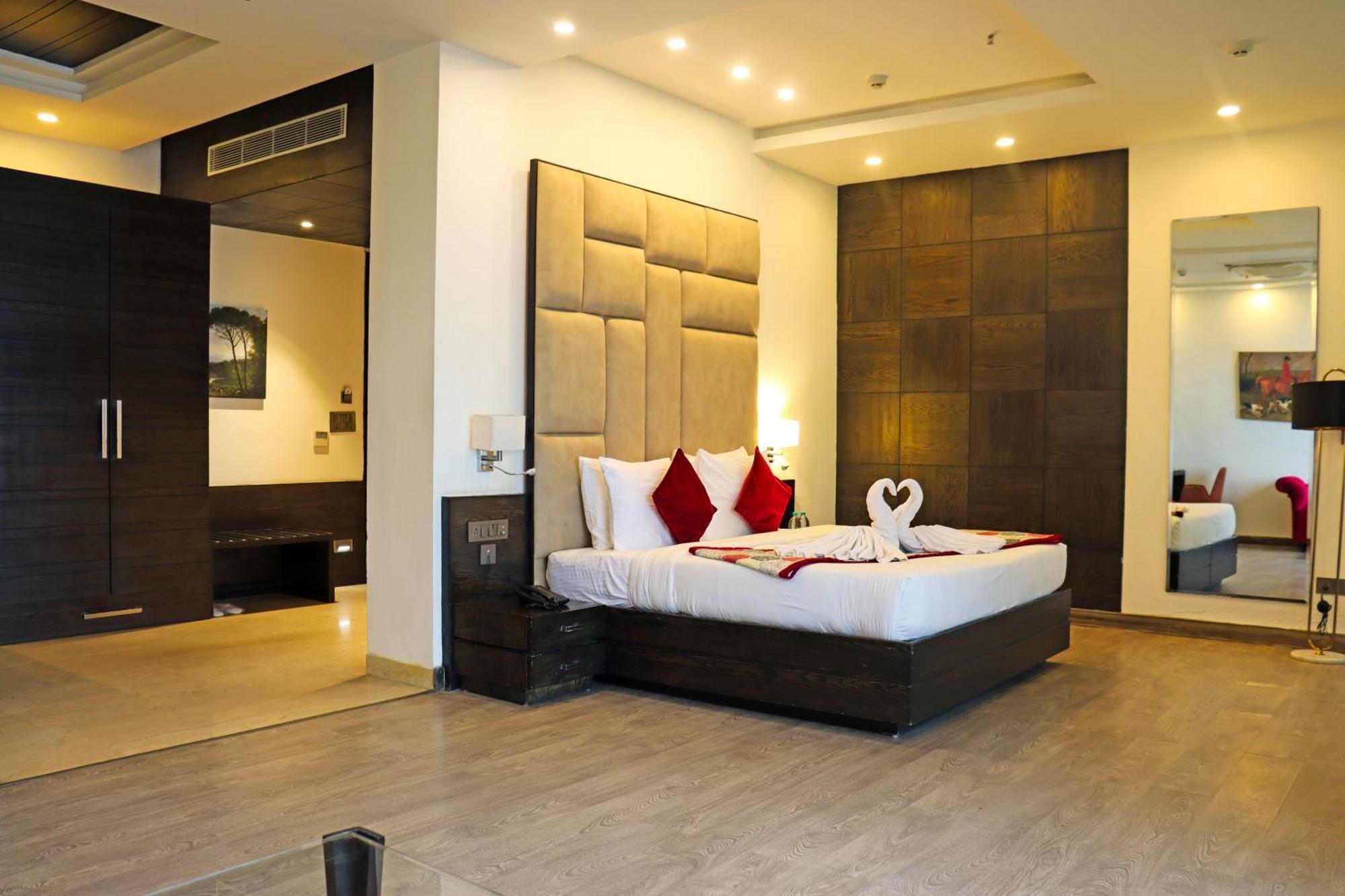 Hotel Rosetum Kasauli Zewnętrze zdjęcie
