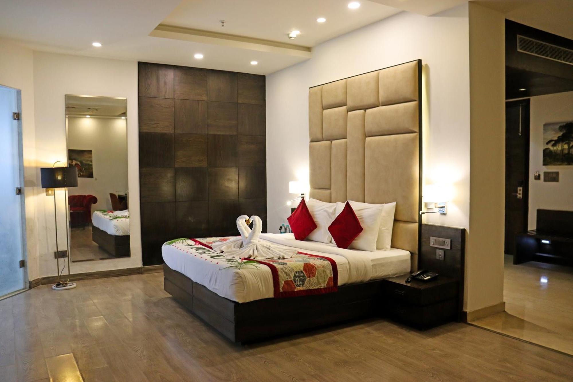 Hotel Rosetum Kasauli Zewnętrze zdjęcie